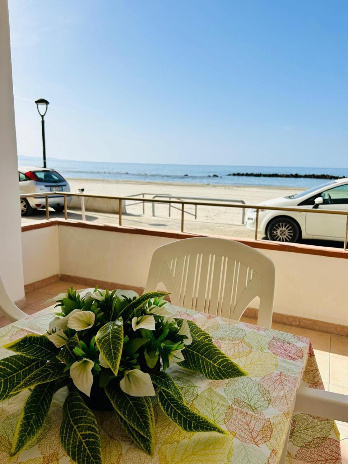 Case La Spiaggia Sciacca Luaran gambar