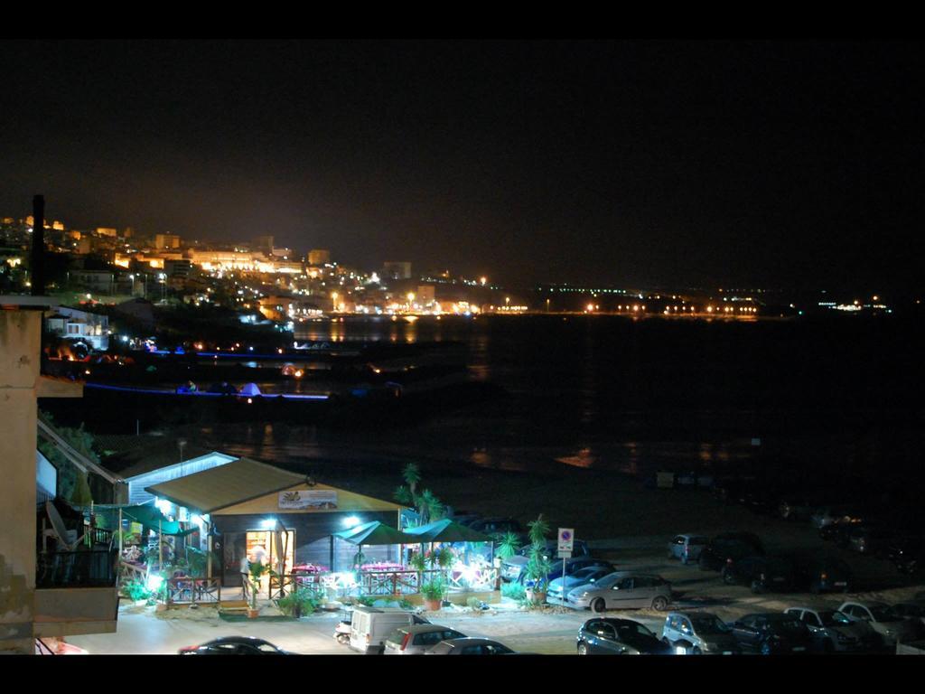 Case La Spiaggia Sciacca Luaran gambar